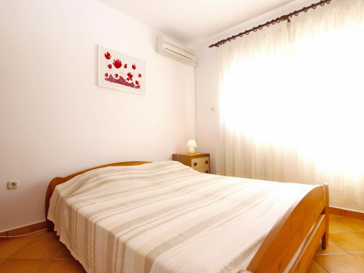 Apartments Mirela 1554 普拉 外观 照片