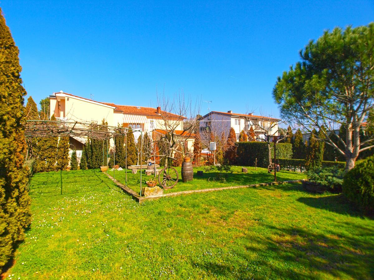 Apartments Mirela 1554 普拉 外观 照片