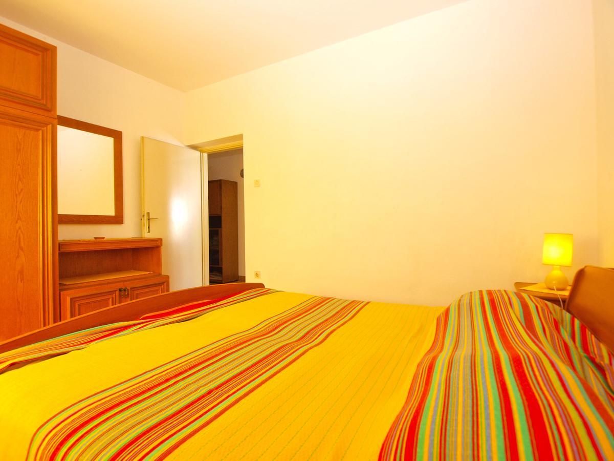 Apartments Mirela 1554 普拉 外观 照片
